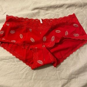 Vs boy short